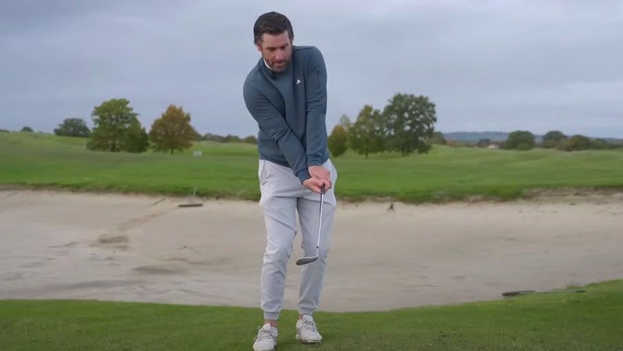 Photo of Joe Ferguson demonstrating incorrect grip