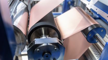 Manufacturing lithium ion batteries in battery research facility.