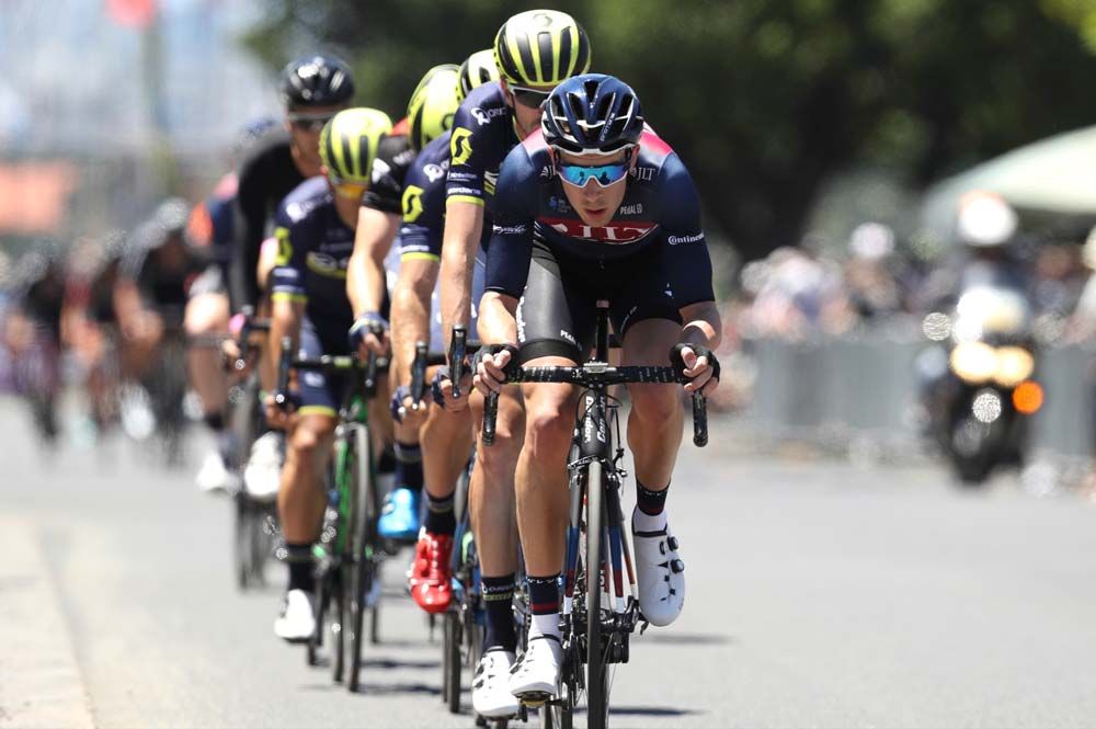 JTL Condor lead the peloton