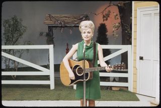 Dolly Parton Country Music By Ken Burns