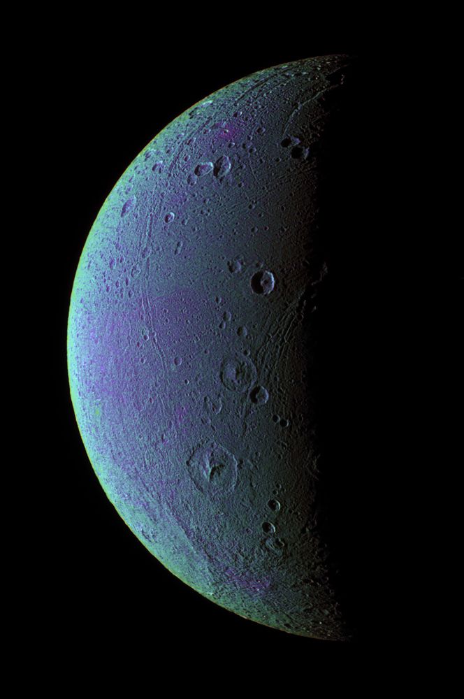 dione faults false color cassini