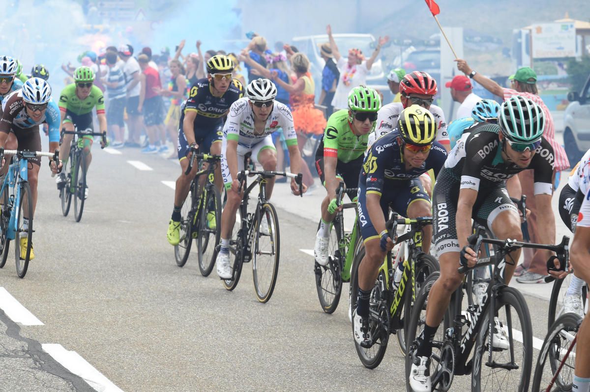 Emanuel Buchmann (Bora-Hansgrohe) at the front of the group