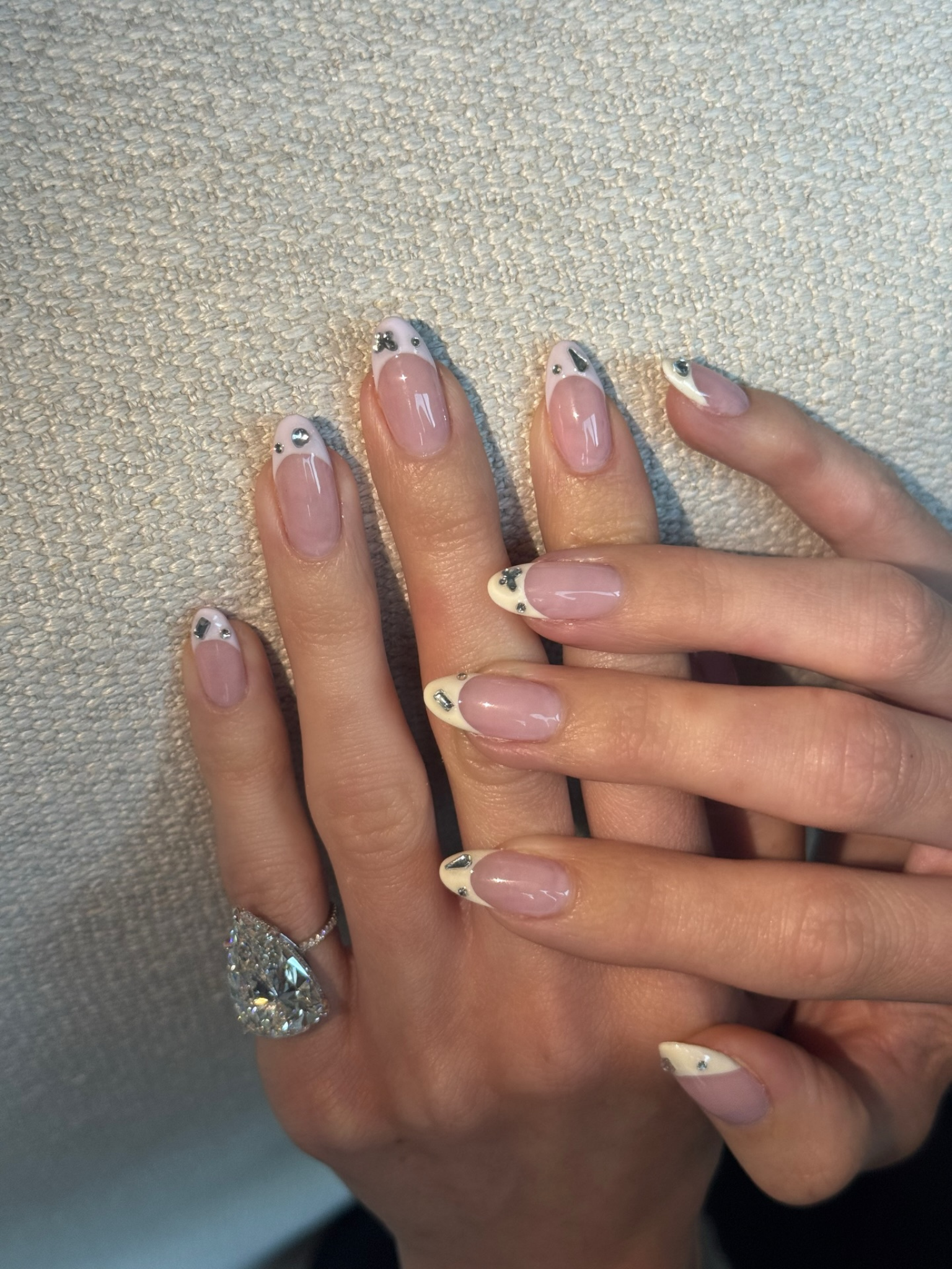 Embelled french tips