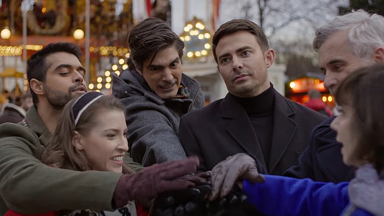 The Keller family is shown in A Keller Christmas Vacation on Hallmark.