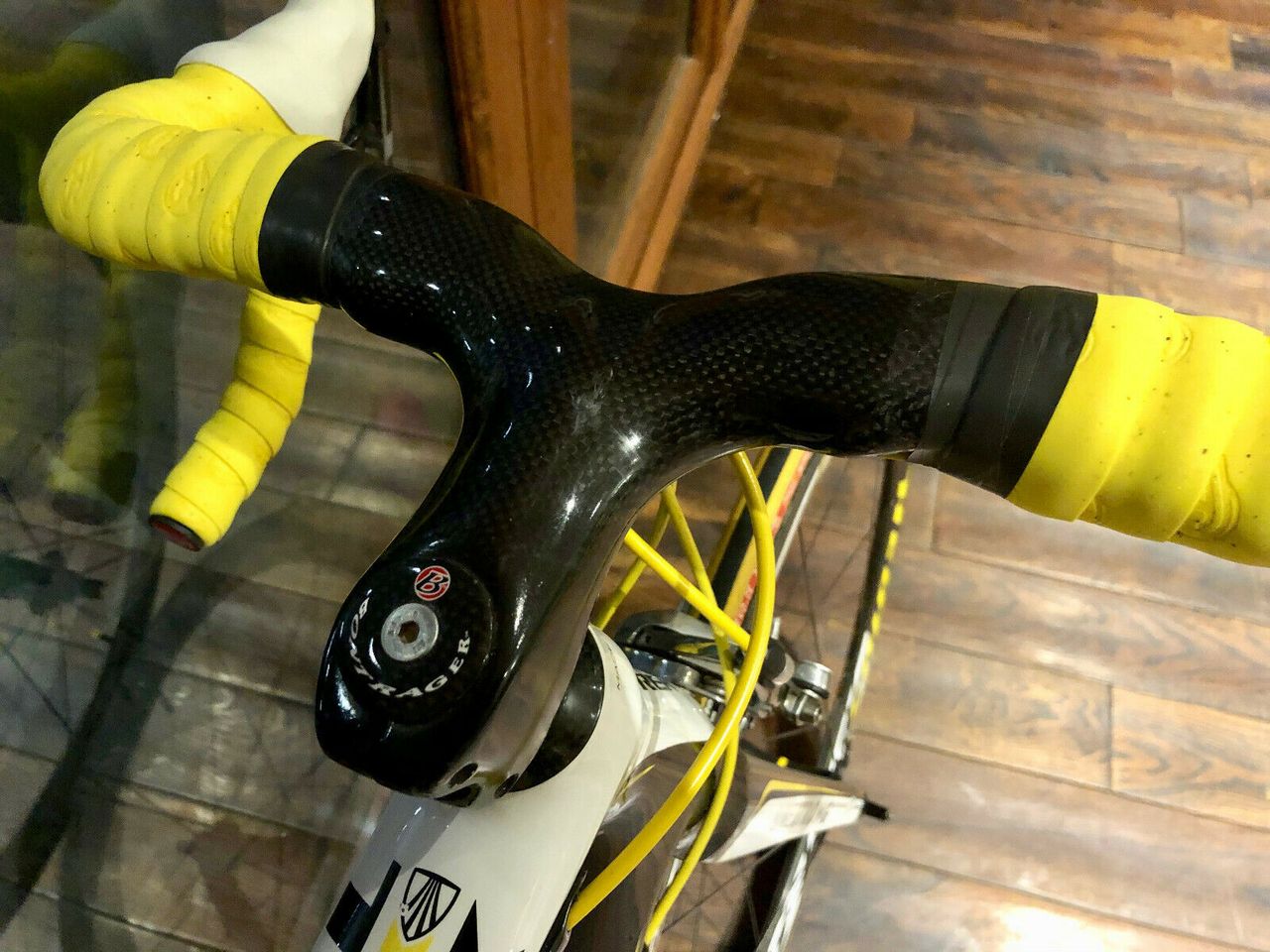 Integrated bars and stems weren&rsquo;t that common back in 2010 &ndash; especially not on development-team riders&rsquo; bikes