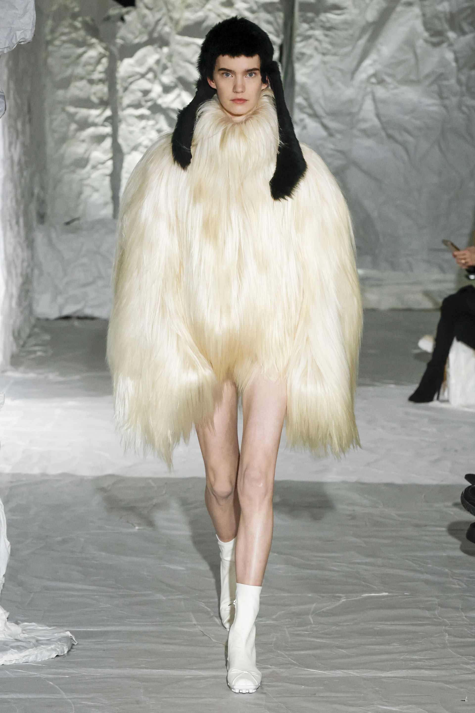 milan fashion week runway 2024