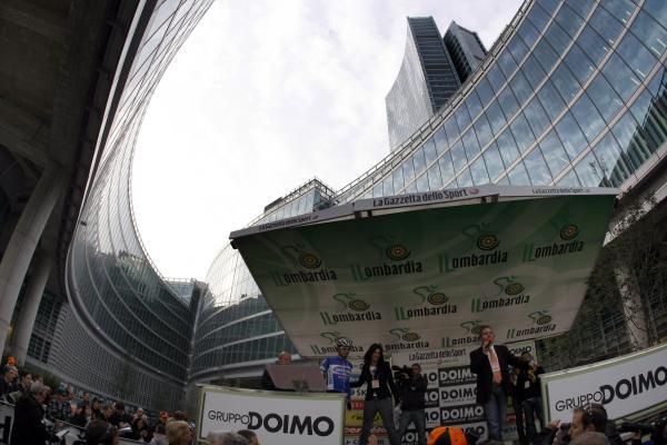 This years' Tour of Lombardy starts in Milan, at the Palazzo Lombardia.