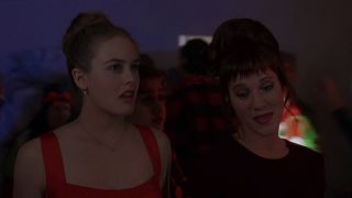 Cher talking to Amber in Clueless