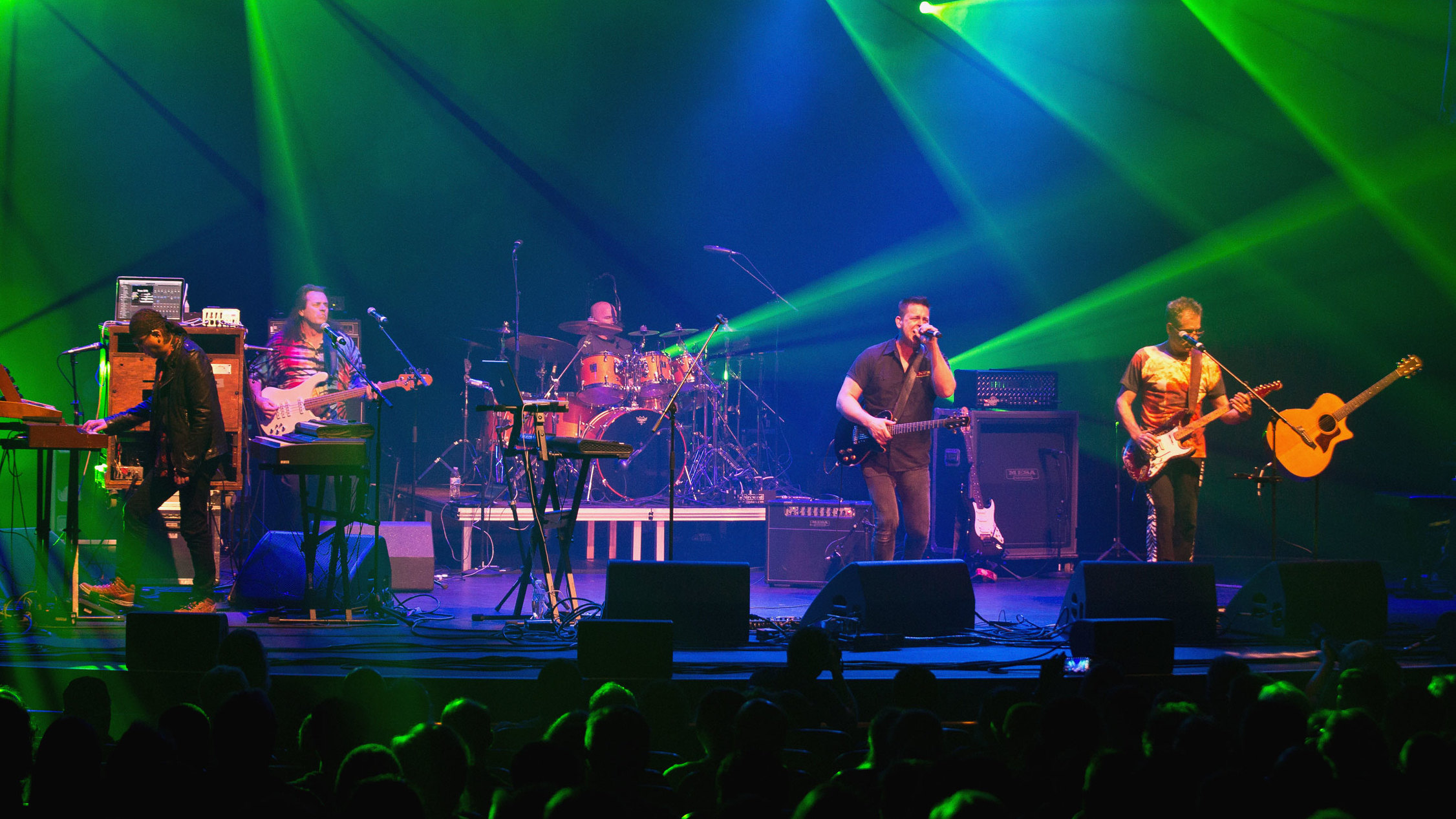 Spock&#039;s Beard full group shot live at RosFest