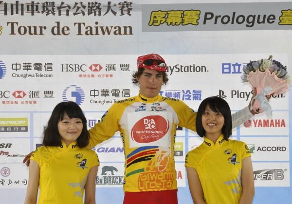 Adam Phelan (Drapac) holds the overall lead after the prologue.