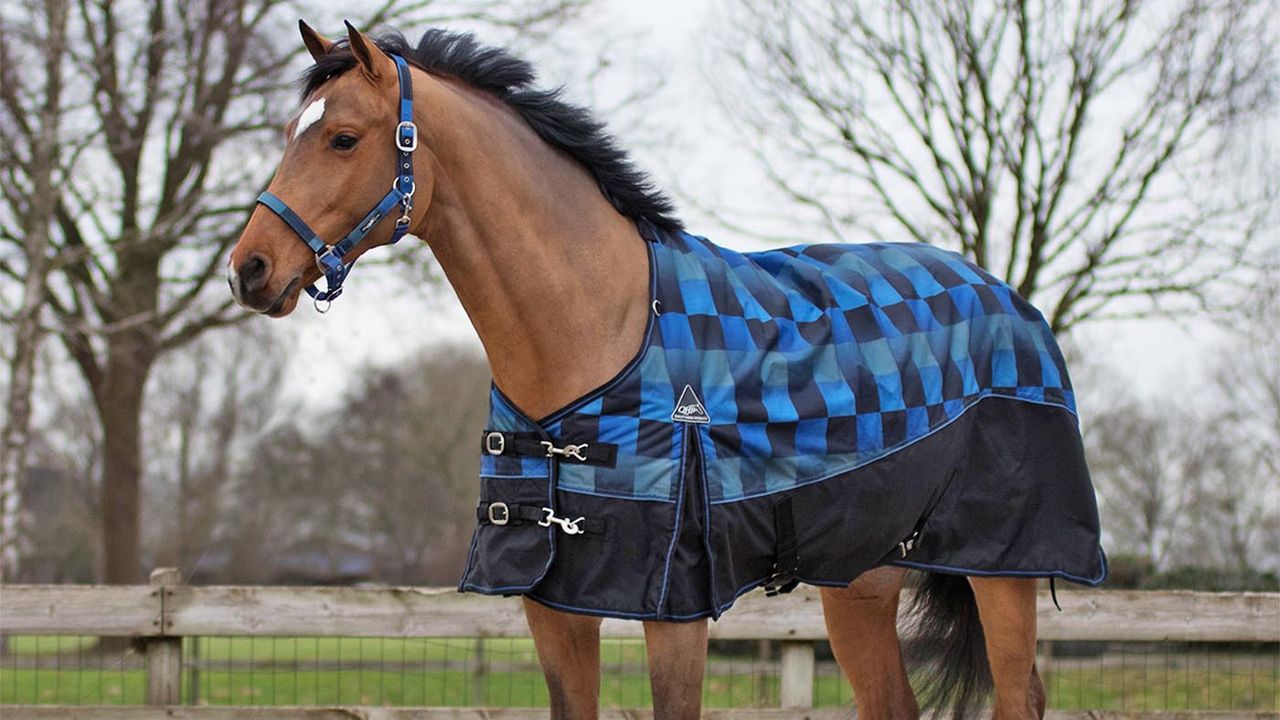 QHP fleece-lined turnout review