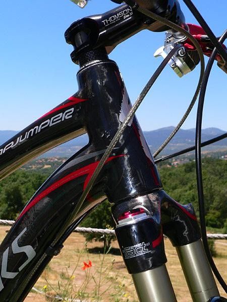 The oversized and tapered carbon head tube&hellip;
