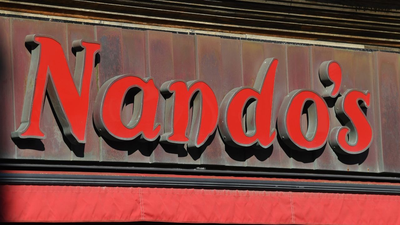 Nandos