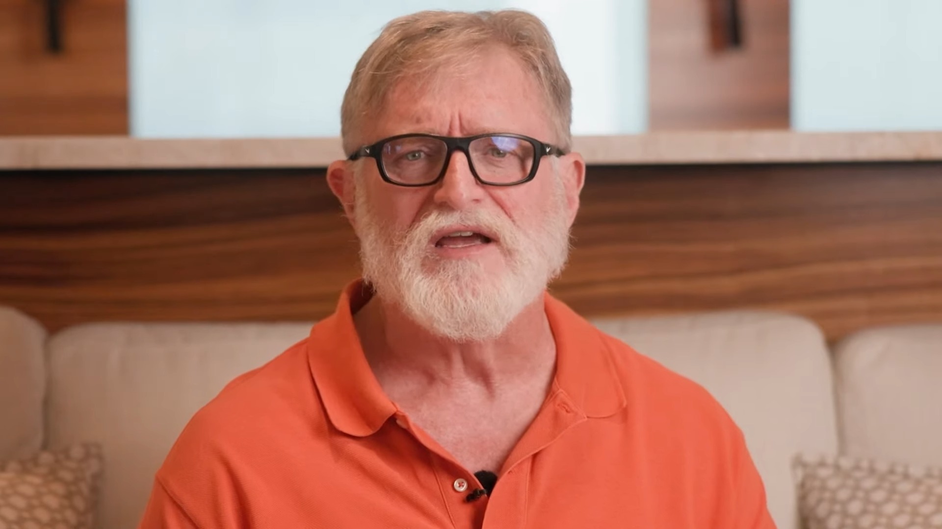 Gabe Newell photo