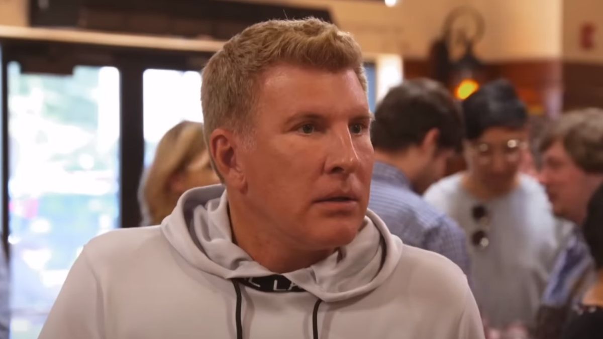 Insider Claims Todd Chrisley Is Feeling ‘Hopeless’ In Prison And Had A Major Epiphany