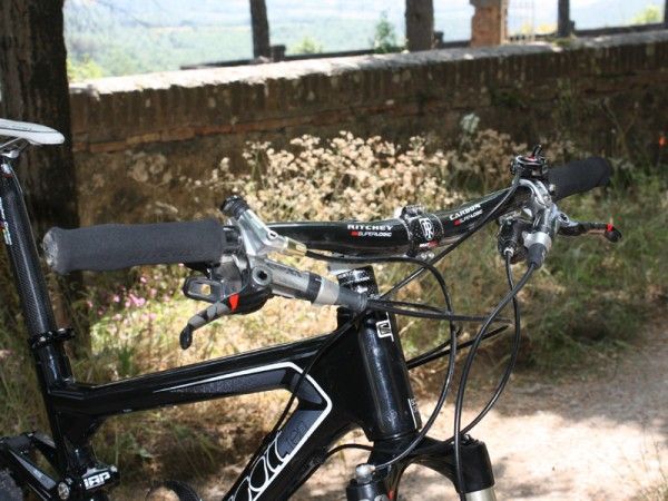 Frischknecht has been a Ritchey-sponsored athlete for ages and even in retirement he's well supported.