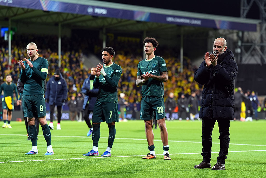 Erling Haaland, Omar Marmoush, Nico O'Reilly and Pep Guardiola, Manager of Manchester City applaud the fans after the UEFA Champions League 2025/26 League Phase MD7 match between FK Bodo/Glimt and Manchester City at Aspmyra Stadion on January 20, 2026 in Bodo, Norway.