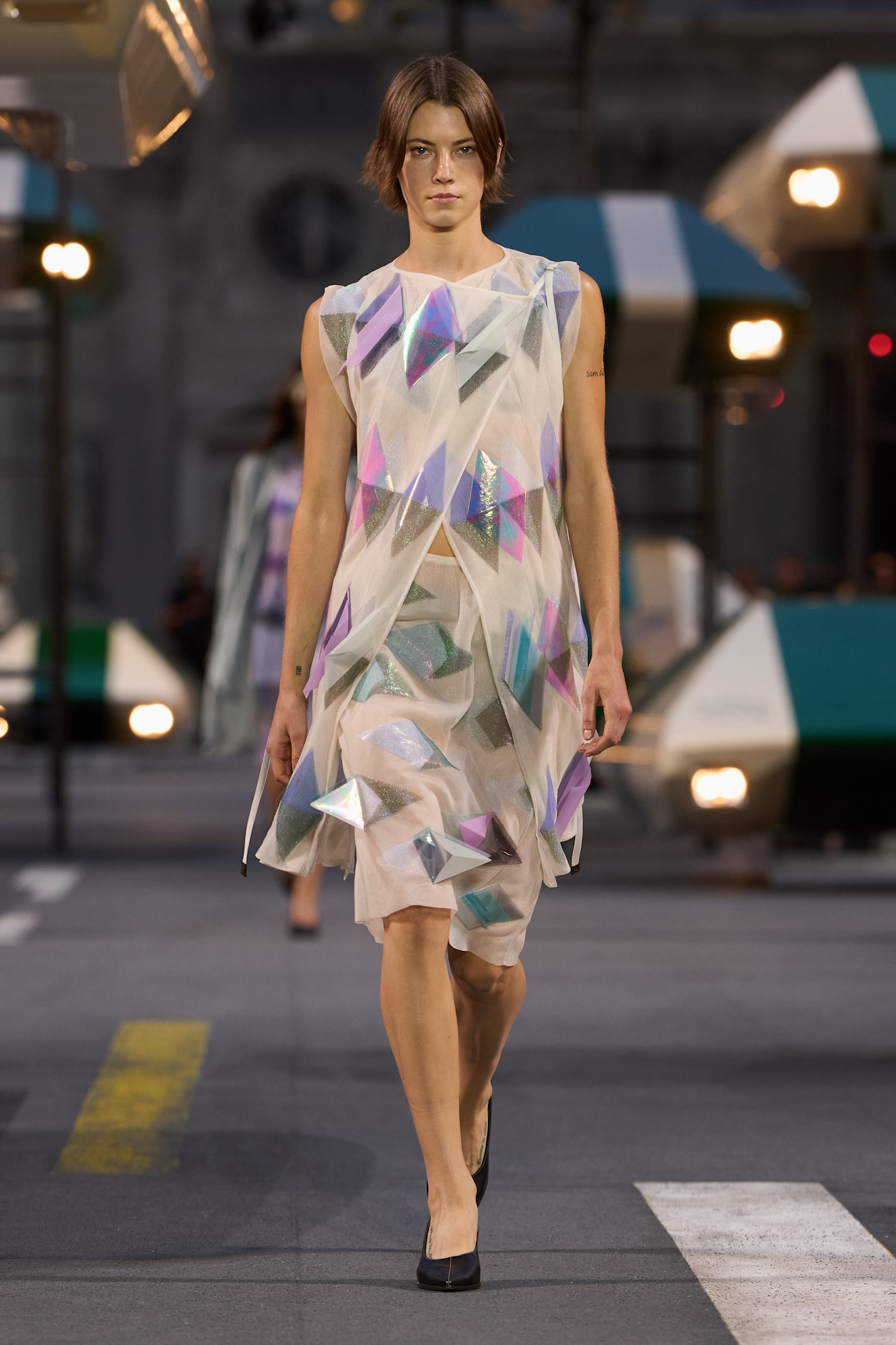 louis vuitton runway