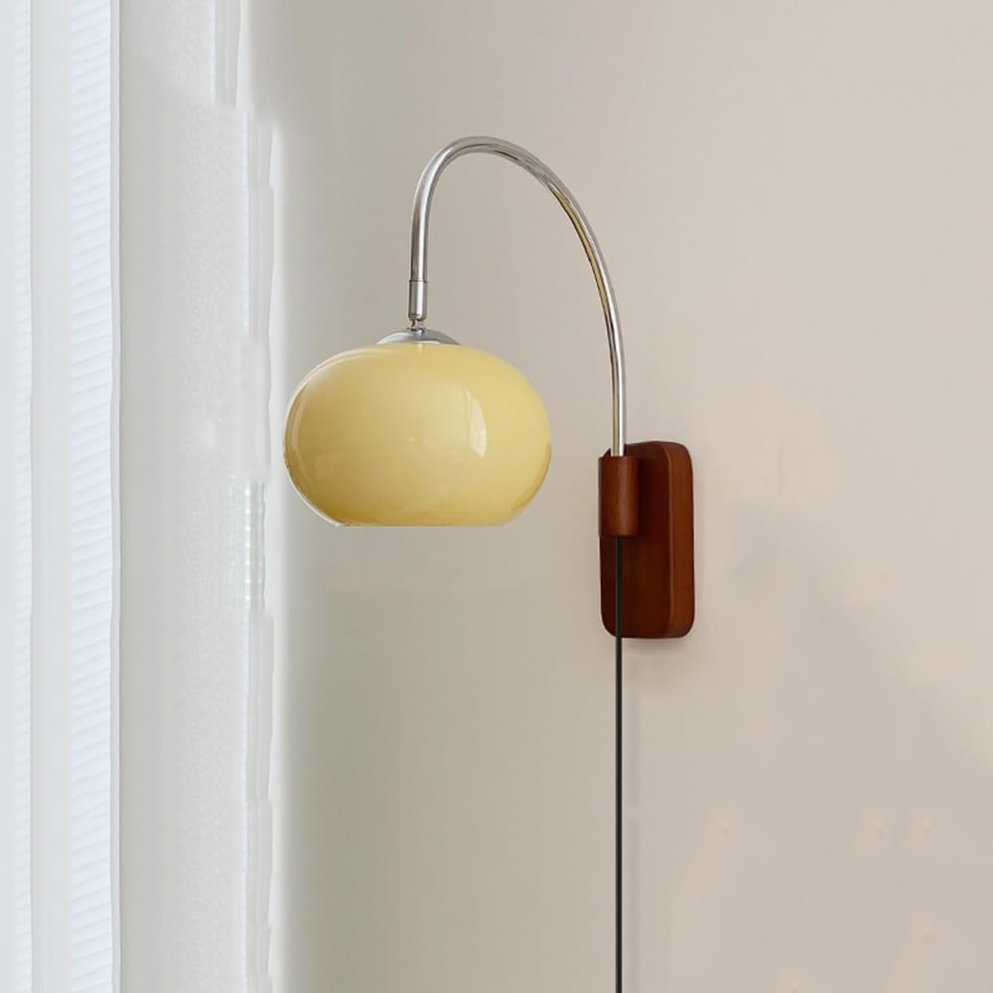 Nordic Light Luxury Plug In Modern Wall Sconce