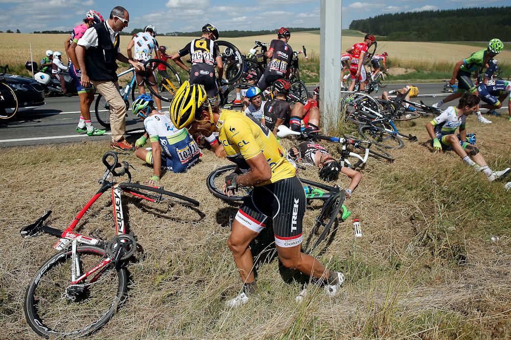 Fabian Cancellara abandon the race following stage 3 after crashing.