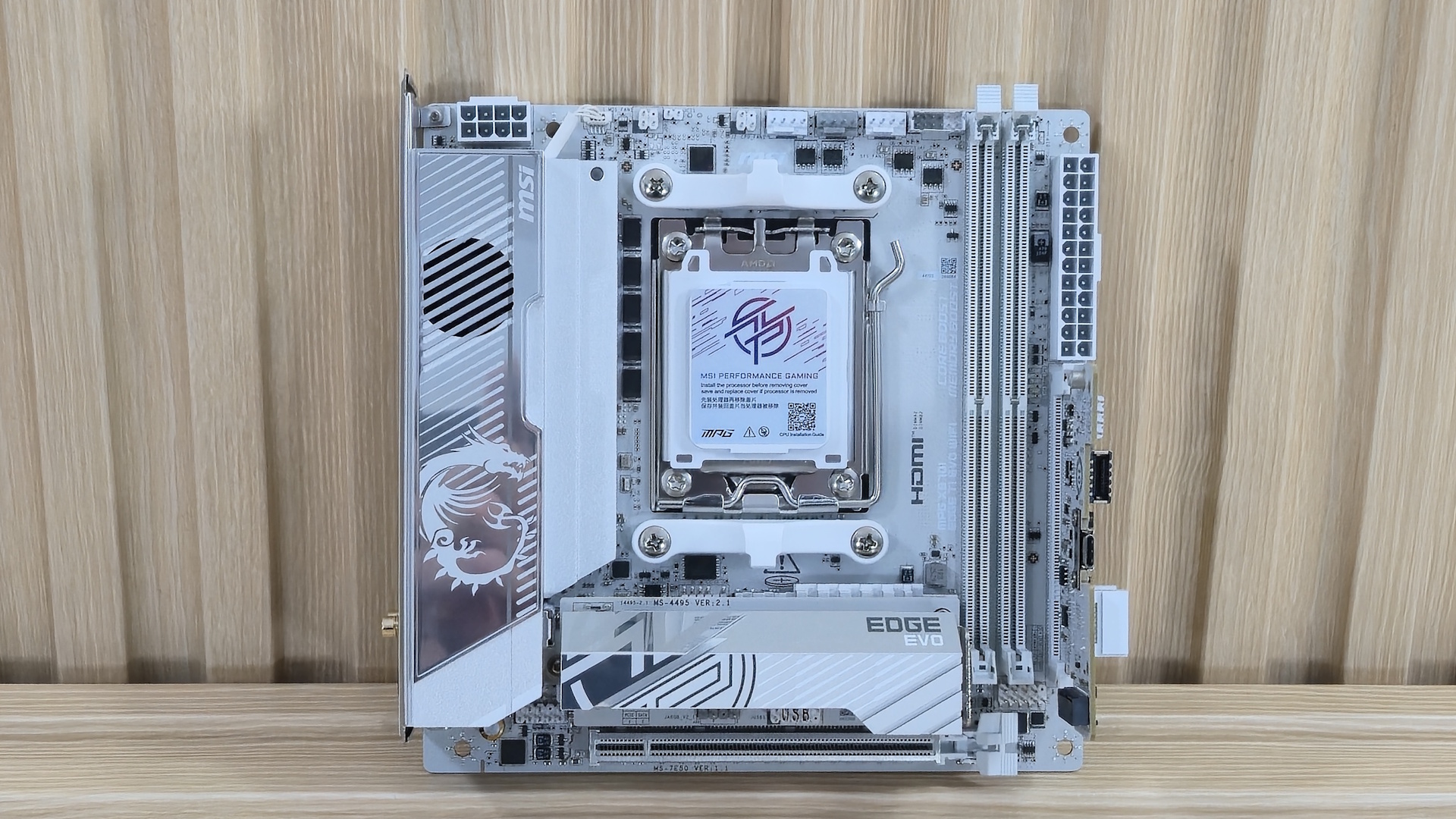 MSI X870I Edge Ti Evo Wifi - Motherboard