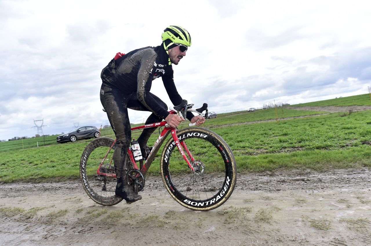 John Degenkolb (Trek-Segafredo) tackles some muddy cobbles