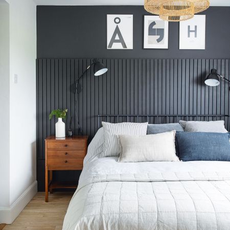 Navy blue bedroom 