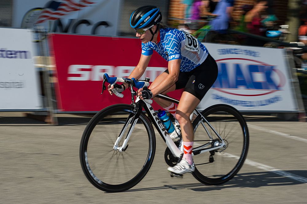 The pro women's race at Lake Bluff Criterium