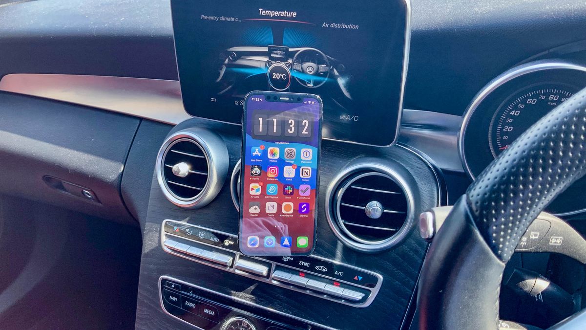 Belkin Car Vent Mount PRO with MagSafe review Tom's Guide