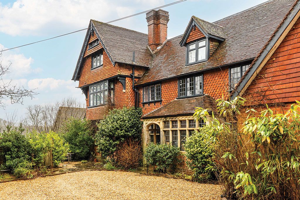 Property for sale with minstrels' gallery: Old Plawhatch House, Sharpthorne, East Grinstead, East Sussex.