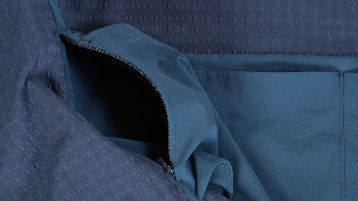 7Mesh Seton jersey left side zippered pocket