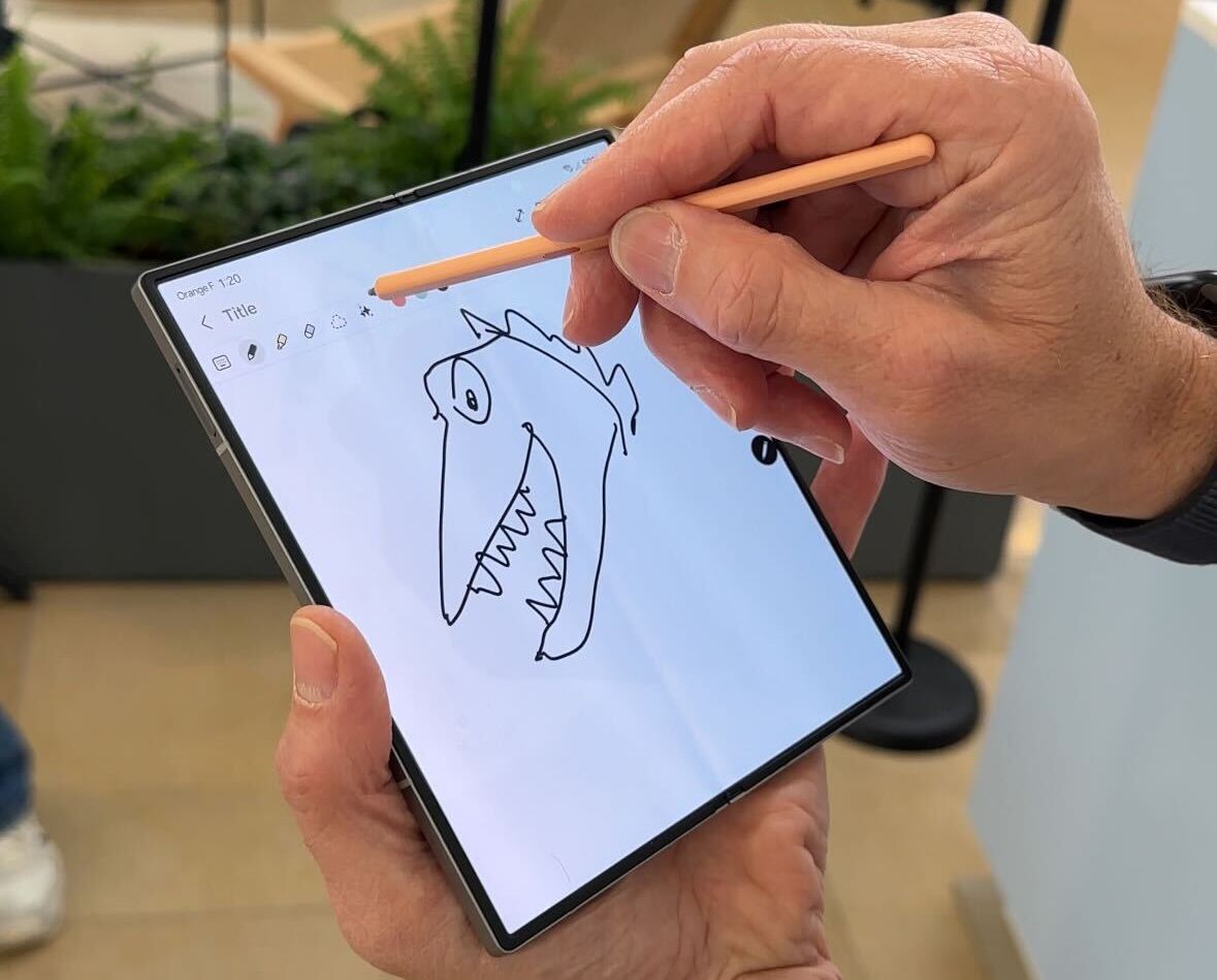 Samsung Galaxy Z Fold 6 HANDS ON
