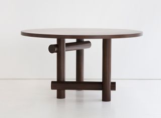 Table with crossing wooden base