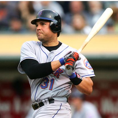 Watch Mike Piazza blast a towering home run and soothe New York post-9/11