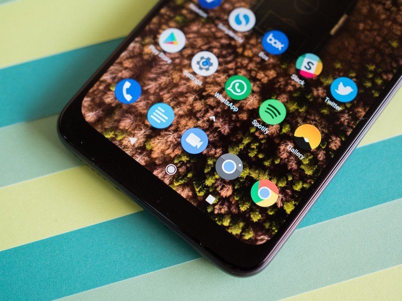 POCO F1 review 2020