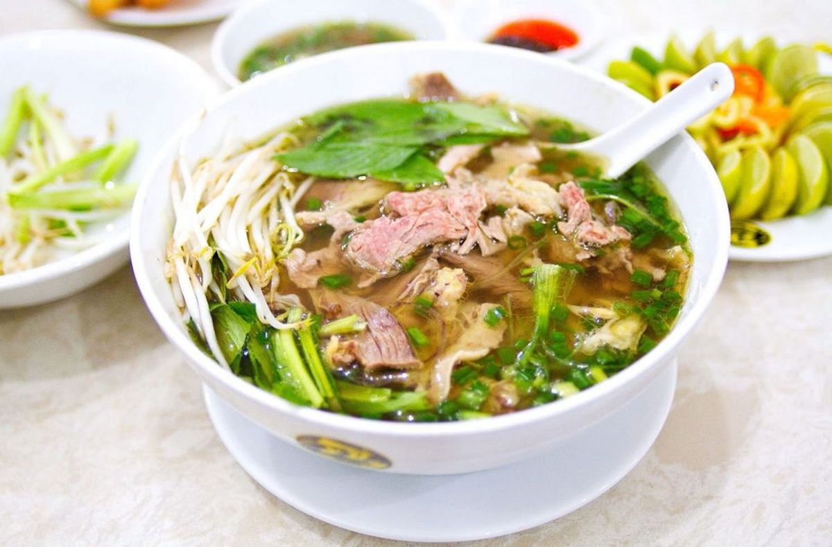 Pho soup | Dinner Recipes | GoodtoKnow