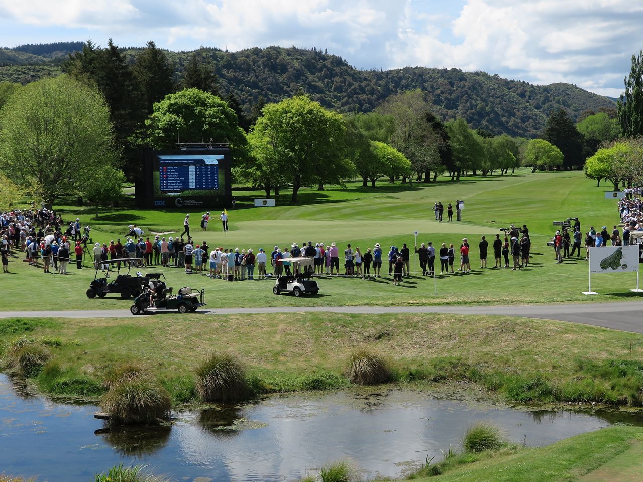 Crowds Around the Final Green