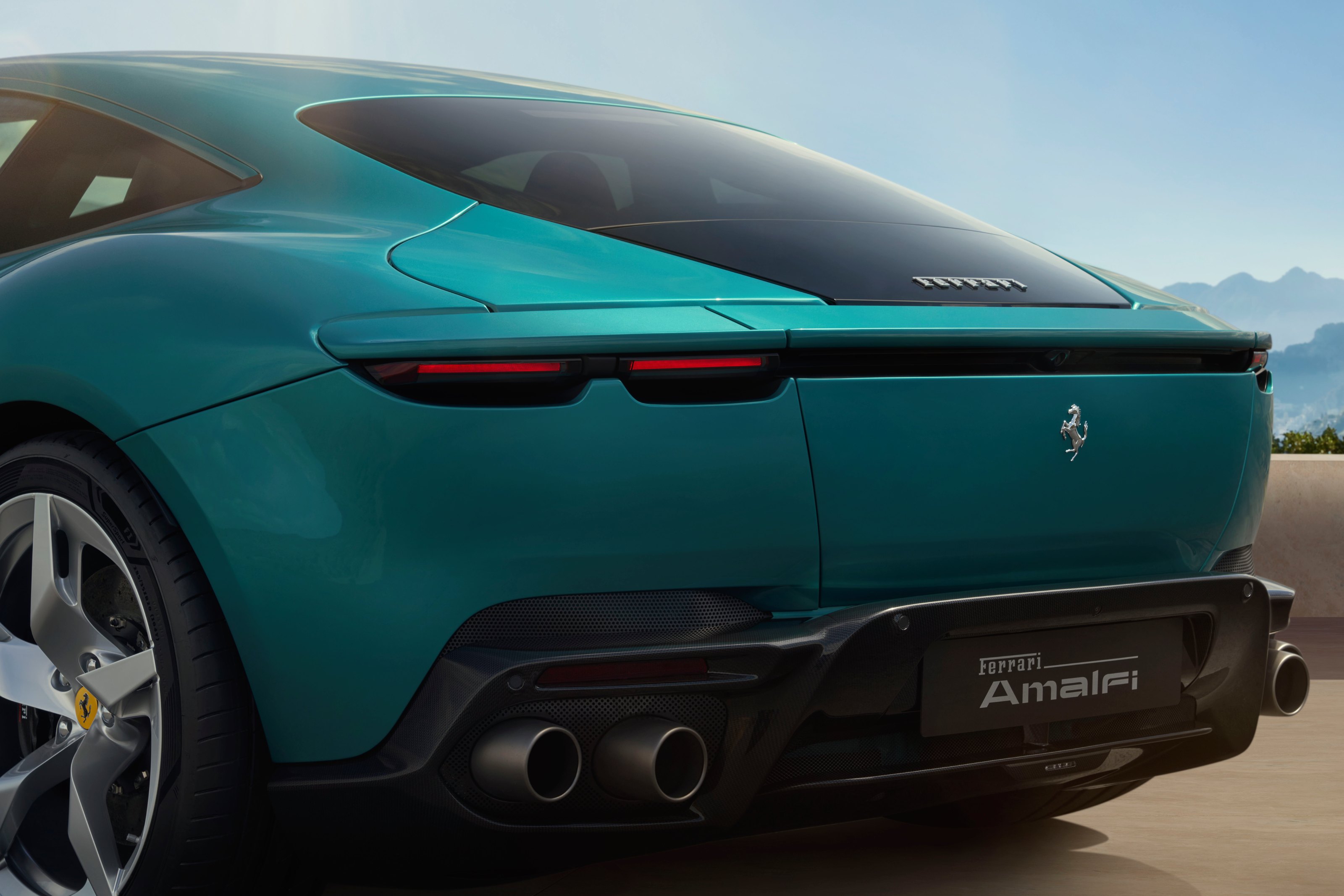 The new Ferrari Amalfi