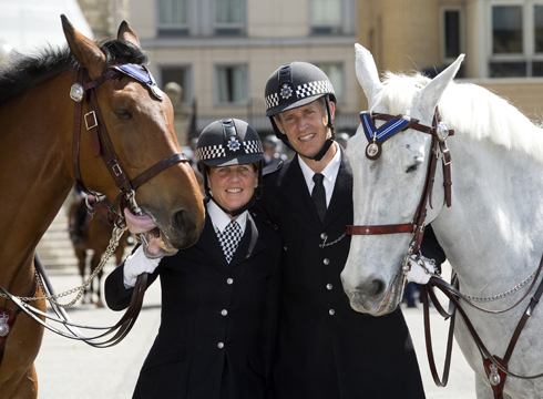 Met_Police_horses_received_the__PDSA_Order_of_Merit__L-R_Laurel__PC_Lynne_Frearson__PC_Paul_Copeland___Boris_1.jpg