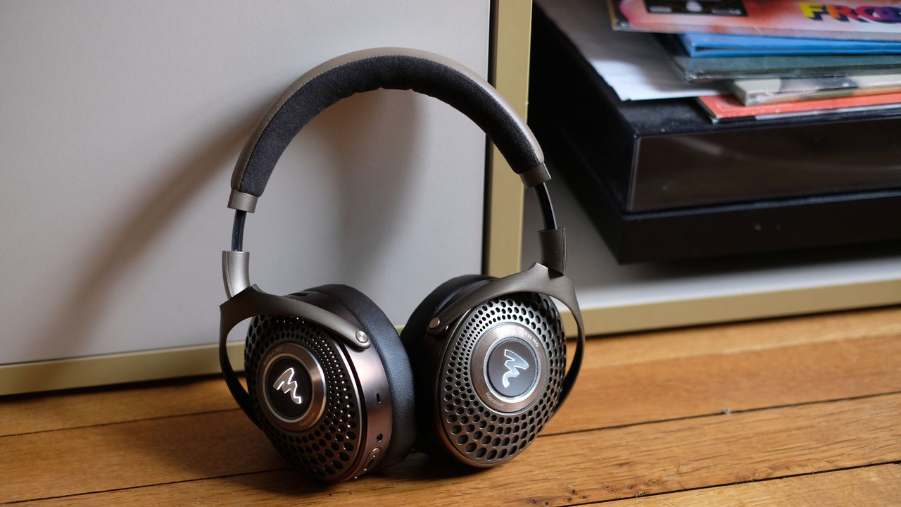 Photograph of Focal Bathys MG headphones