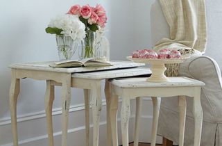 easy craft projects for beginners: vintage side table