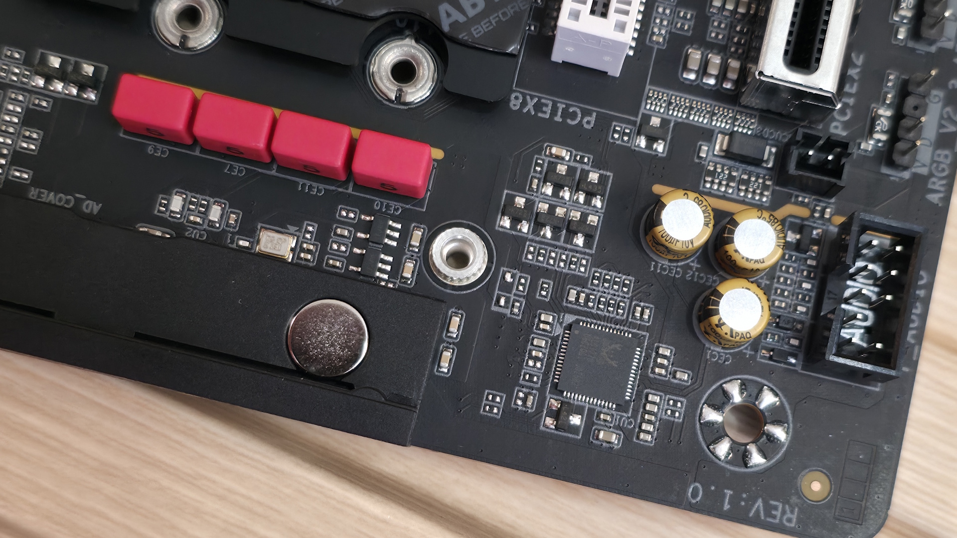 Motherboard components