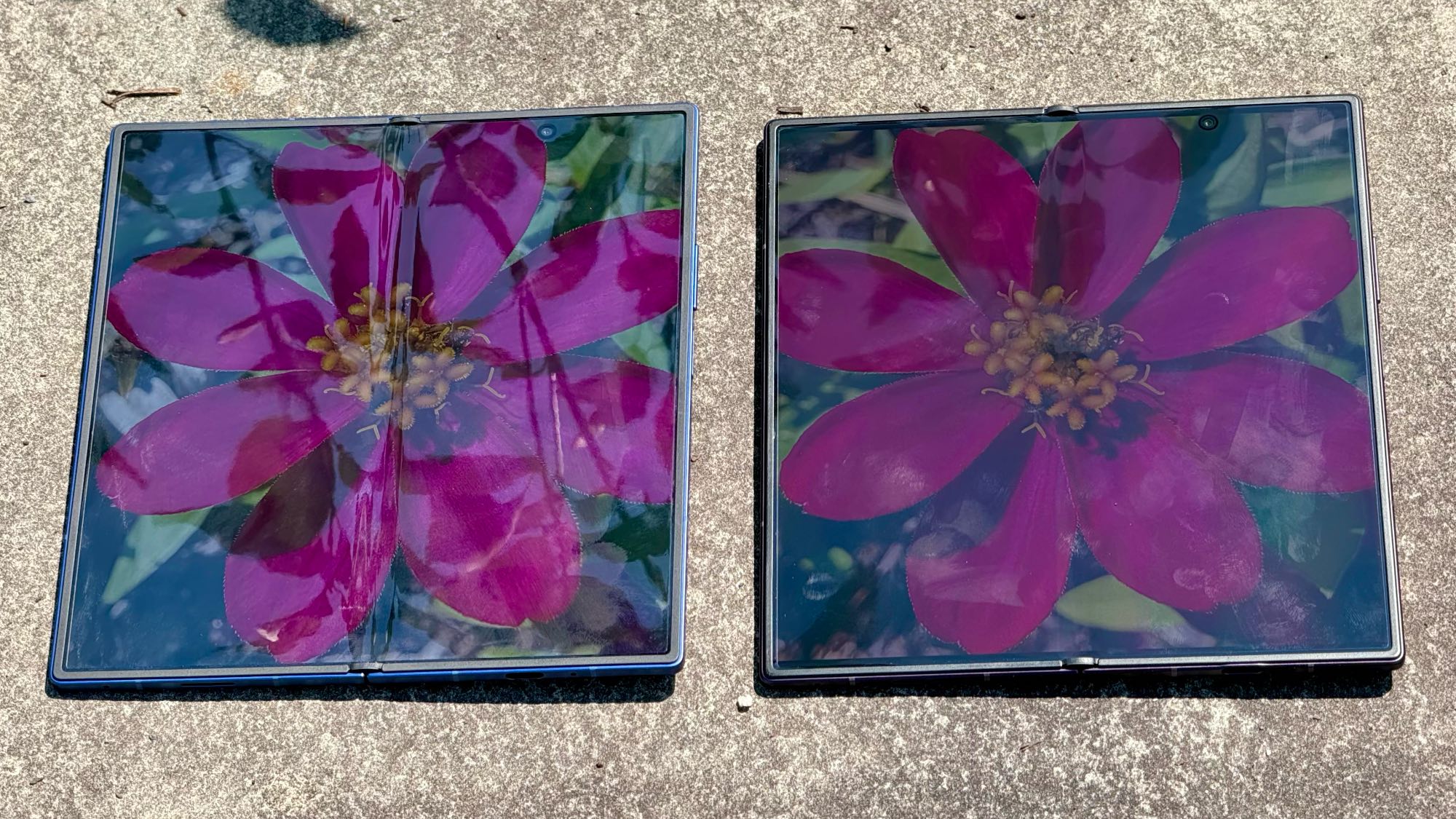 Galaxy Z Fold 8 Ultra در مقابل Fold 7 در زیر نور مستقیم خورشید