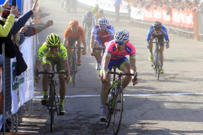 Damiano Cunego (Lampre Merida) beats Mauro Santambrogio (Vini Fantini-Selle Italia) on stage 3 of the Settimana Coppi e Bartali.