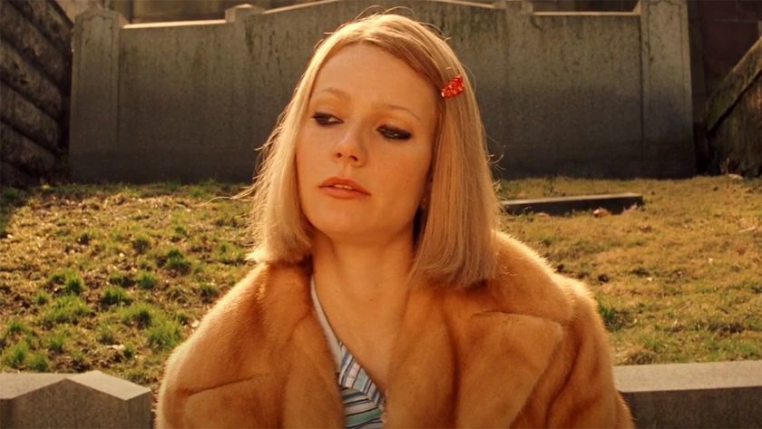 Gwyneth Paltrow in iconic tenenbaum fur coat and hair clip in Wes Anderson&#039;s The Royal Tenenbaums.