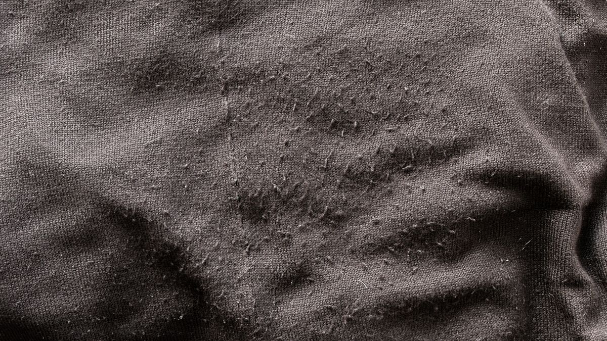 How to remove pilling from fleece spruce up your jacket Advnture