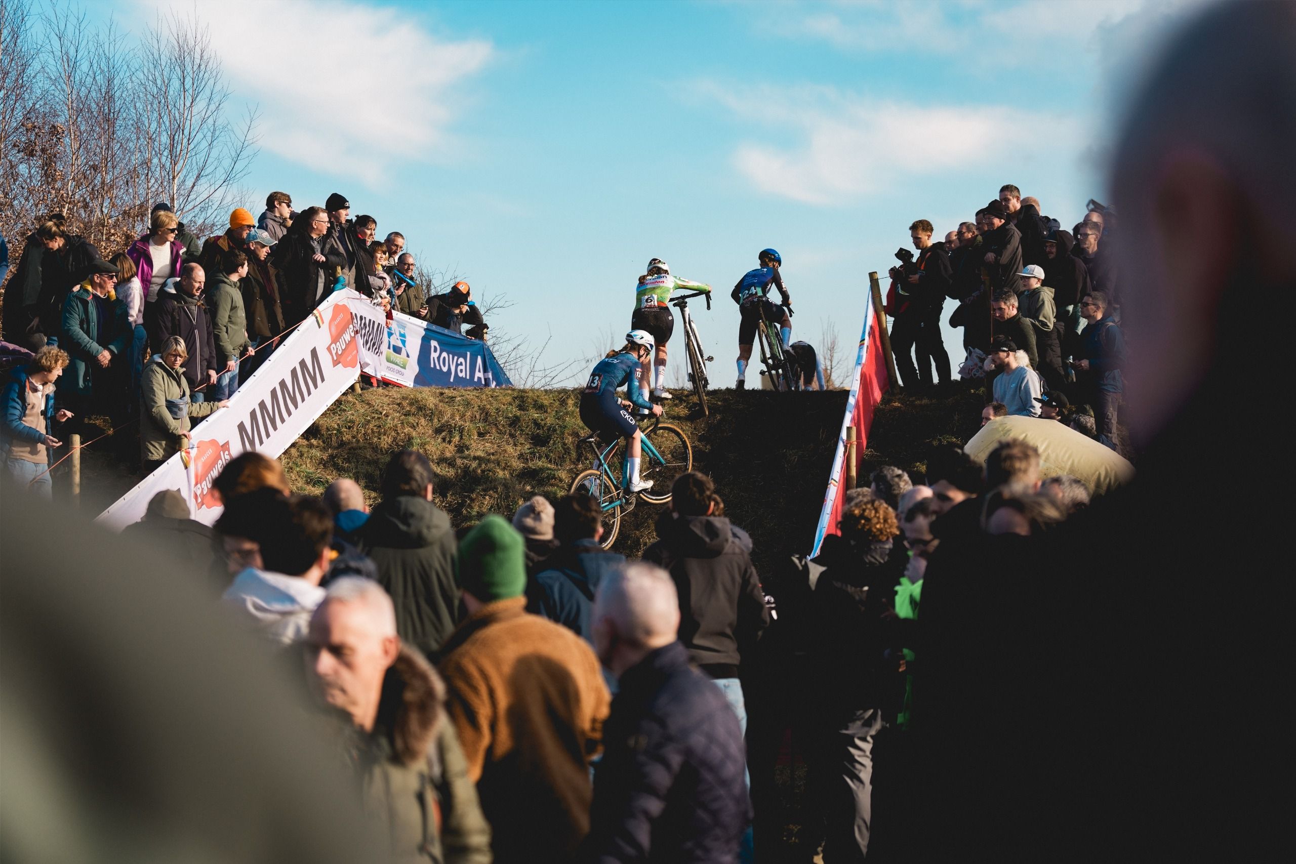 Final tickets go on sale for British Cyclo-cross World Cup round as huge demand sees capacity increased