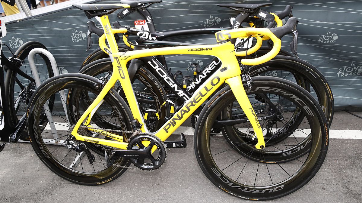 Thomas' Fizik saddle, Elite bottle cages and MOST cockpit all also received a special yellow finish
