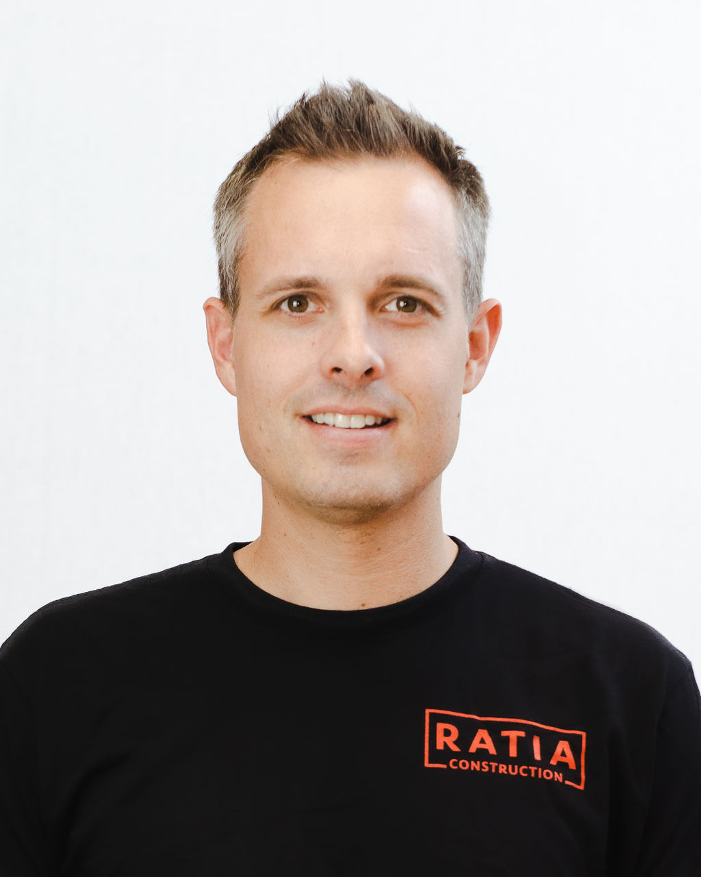 Headshot of Kiril Ratia