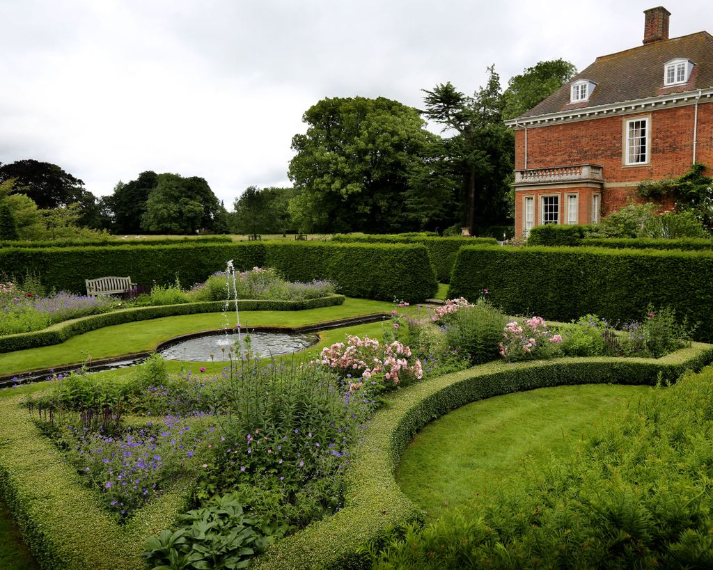 How to design a parterre garden: key points to consider | Homes & Gardens